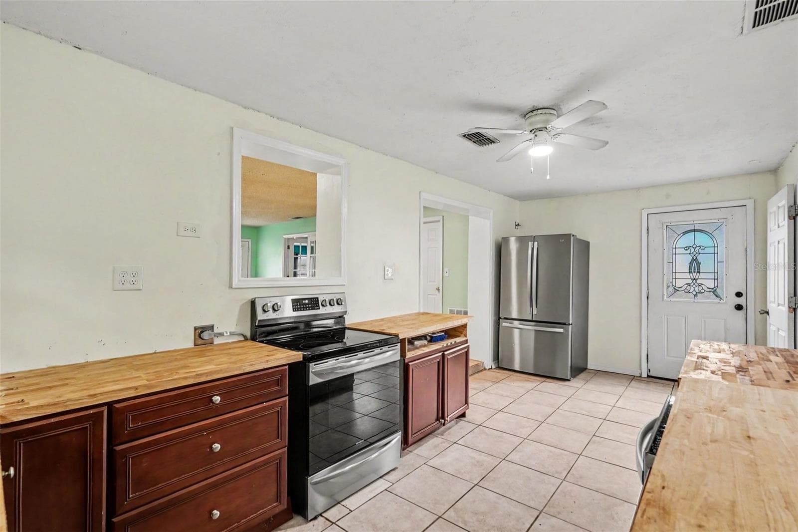 Single Family Residence at 7206 ALAFIA DR, RIVERVIEW, photo 7 of 27