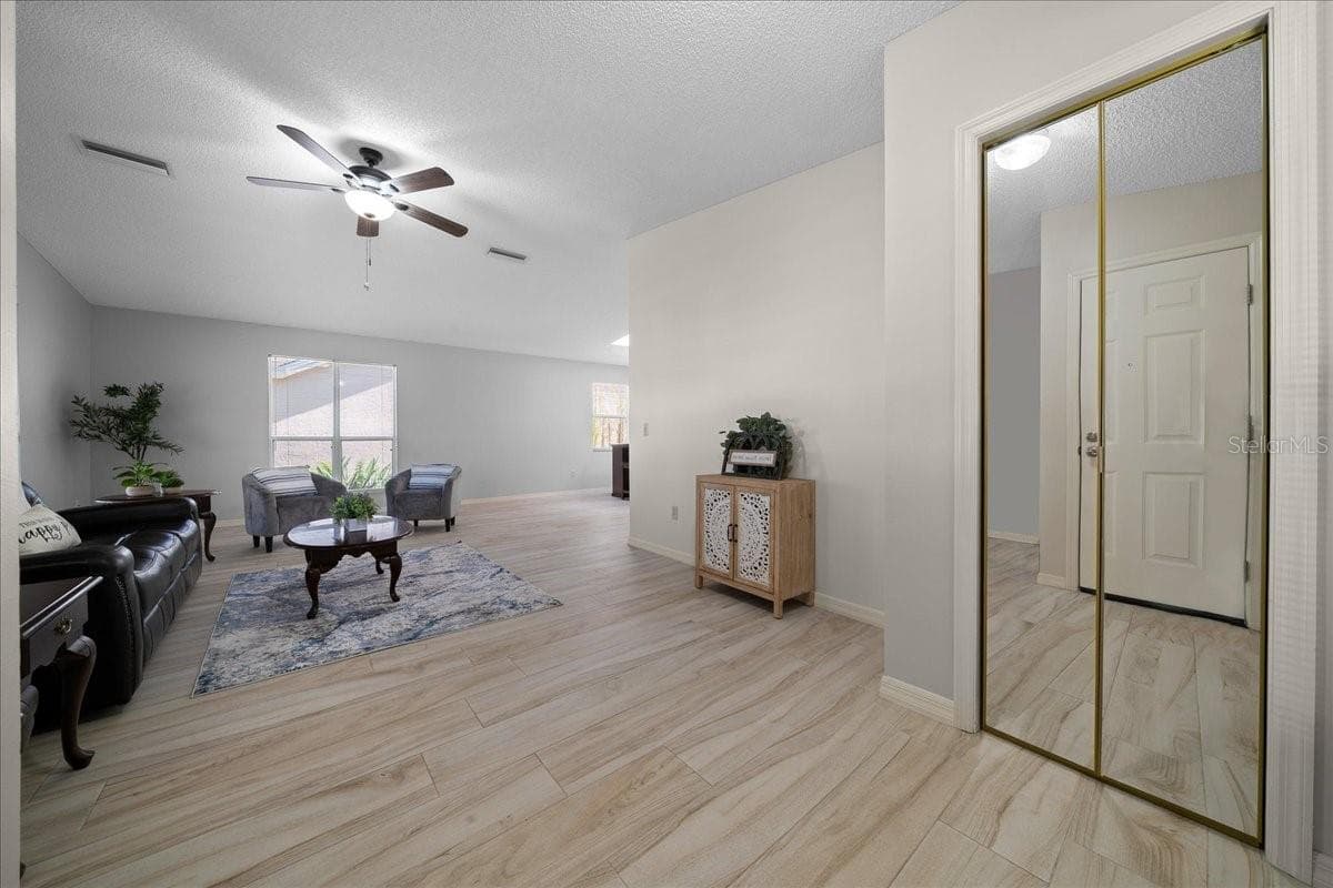 Vaulted Ceilings and Tile Floors Throughout - 1133 DEL TORO DR, LADY LAKE