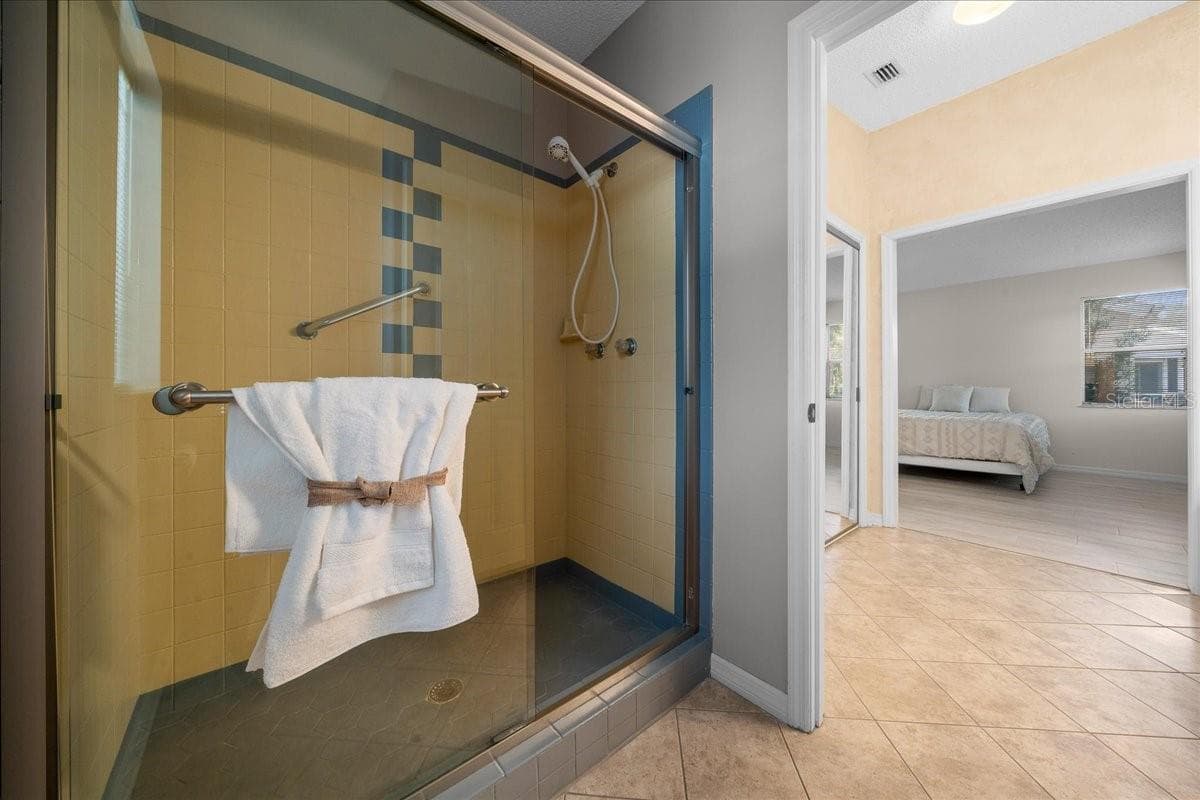 Primary Bathroom Walk-in Shower - 1133 DEL TORO DR, LADY LAKE