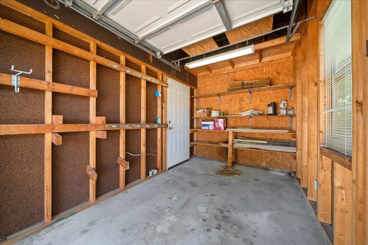 Golf Cart Garage - 1133 DEL TORO DR, LADY LAKE