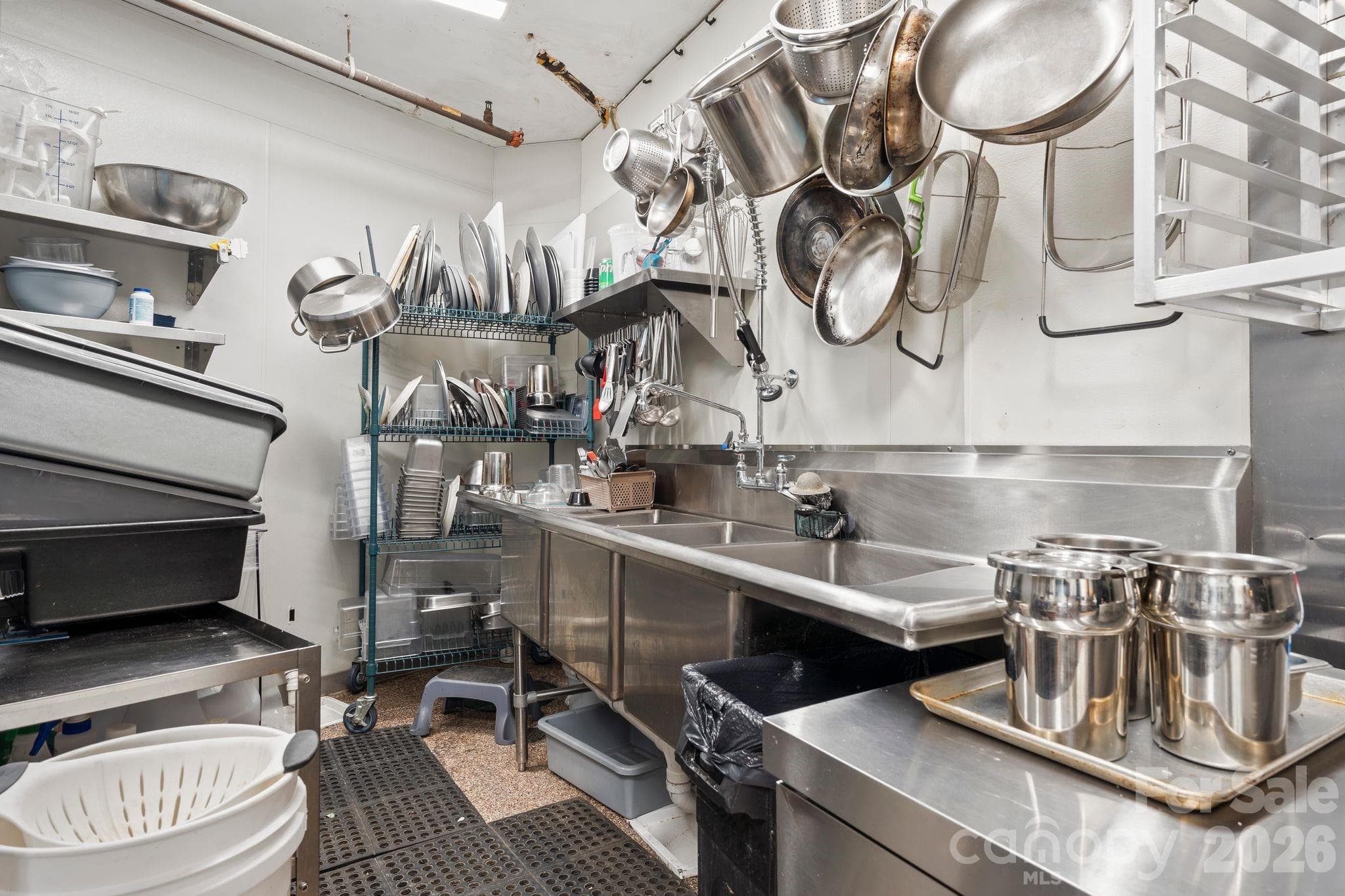 bottom level kitchen - 69 Locust Street, Spruce Pine