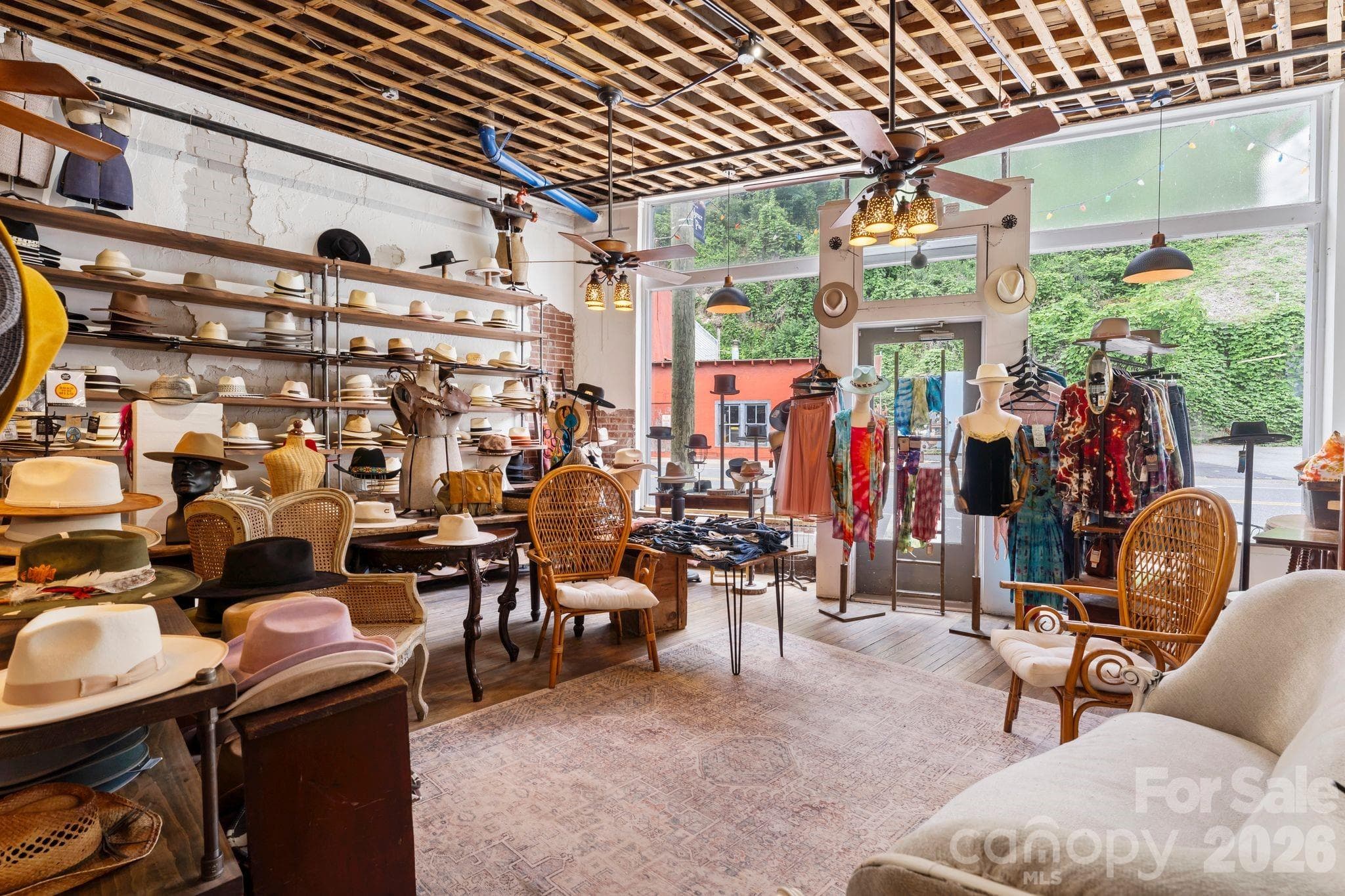 top level retail - 69 Locust Street, Spruce Pine