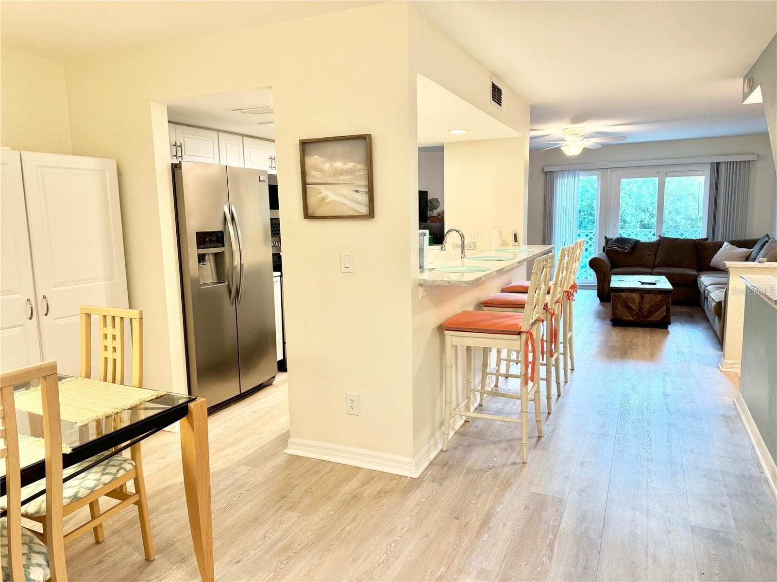 Townhouse at 603 GARLAND CIR, INDIAN ROCKS BEACH, photo 14 of 43