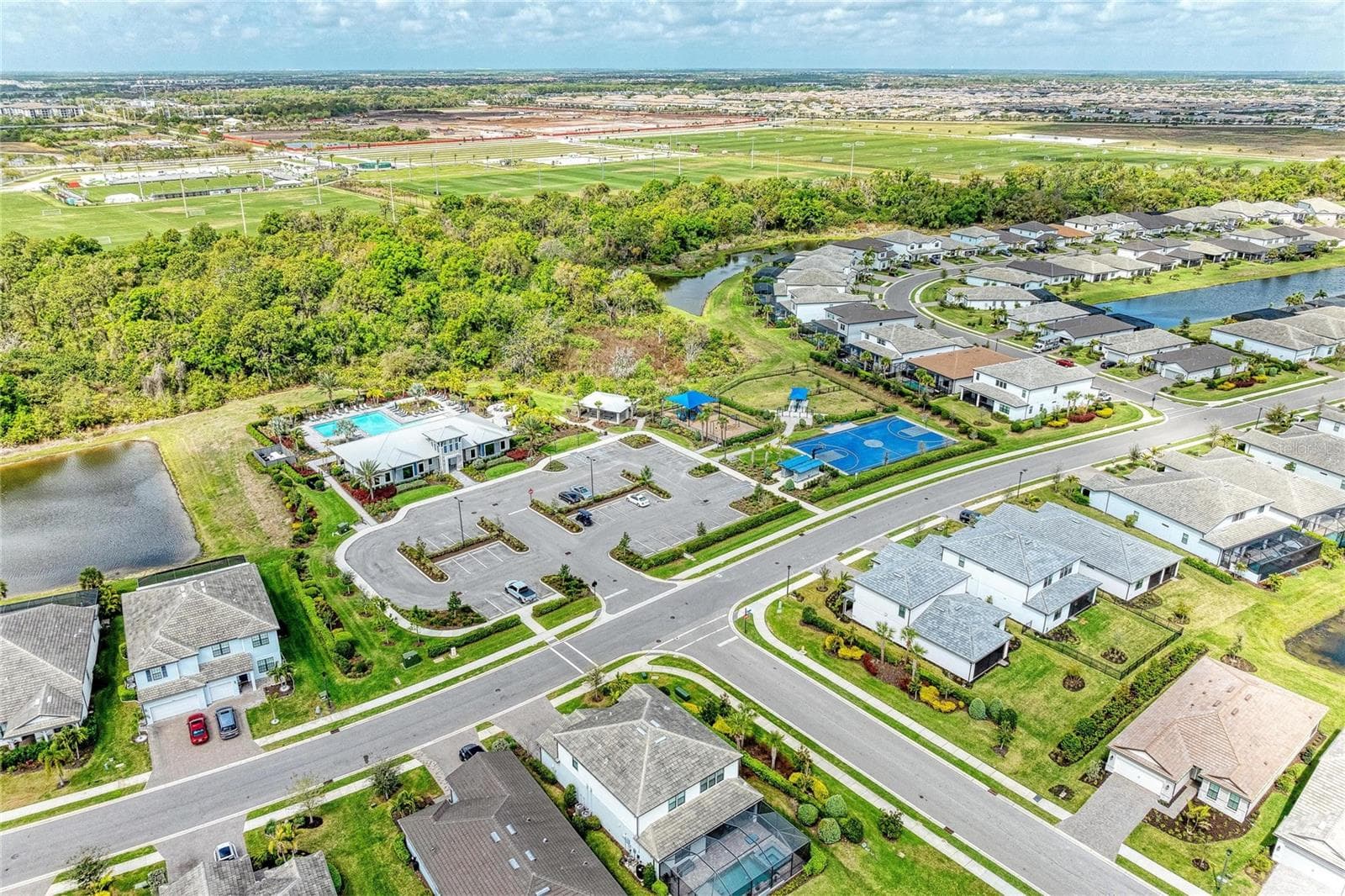 Community Amenities - 16438 SLATE PL, LAKEWOOD RANCH