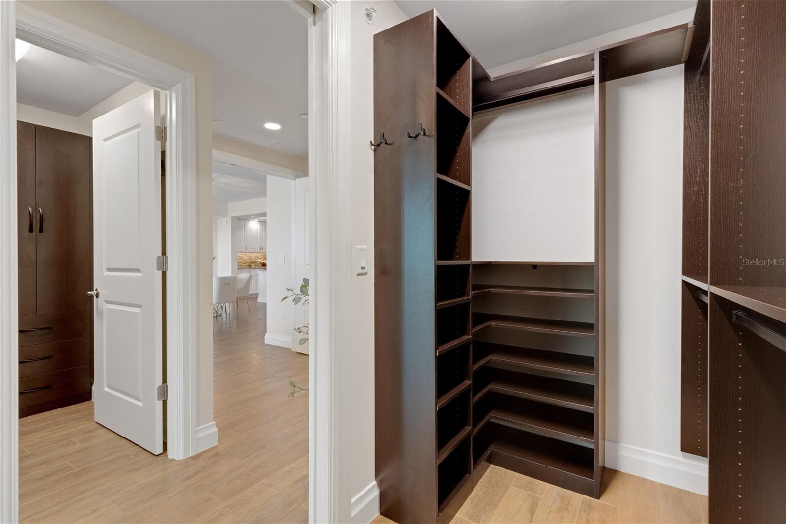 Condominium at 795 COLLANY RD #304, ST PETERSBURG, photo 53 of 79
