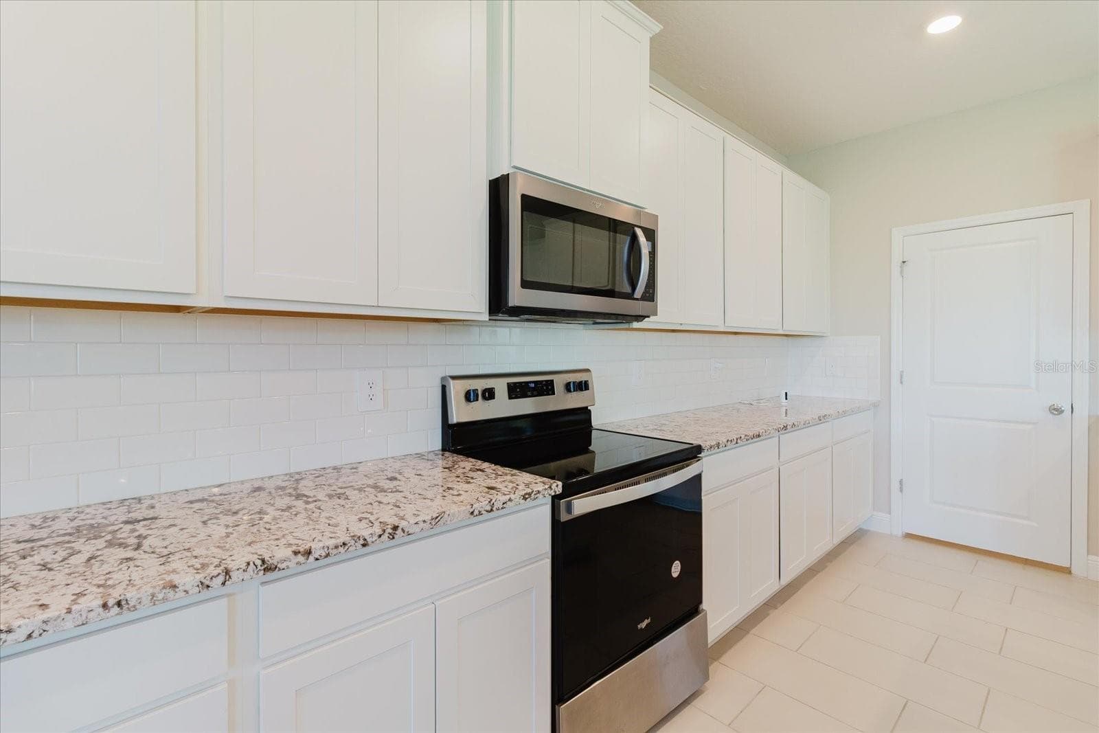 Single Family Residence at 16725 BARNWOOD PL, BRADENTON, photo 18 of 74