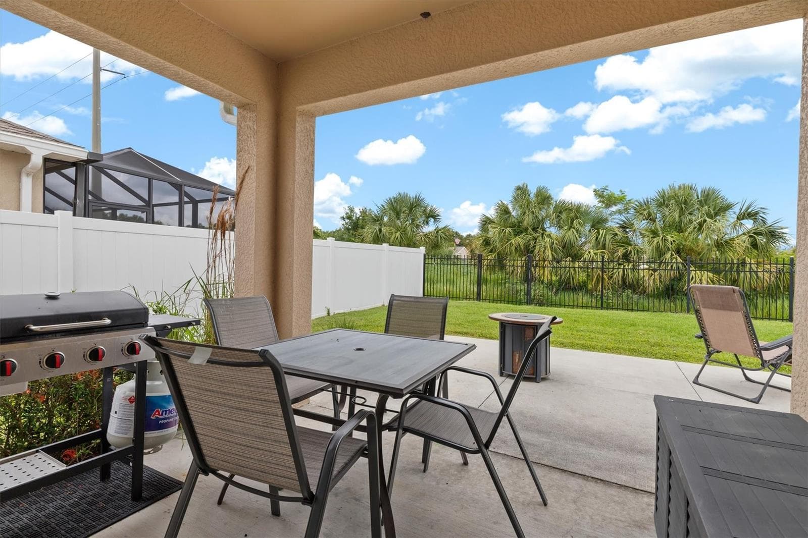 Single Family Residence at 7436 MIKASA DR, PUNTA GORDA, photo 9 of 54