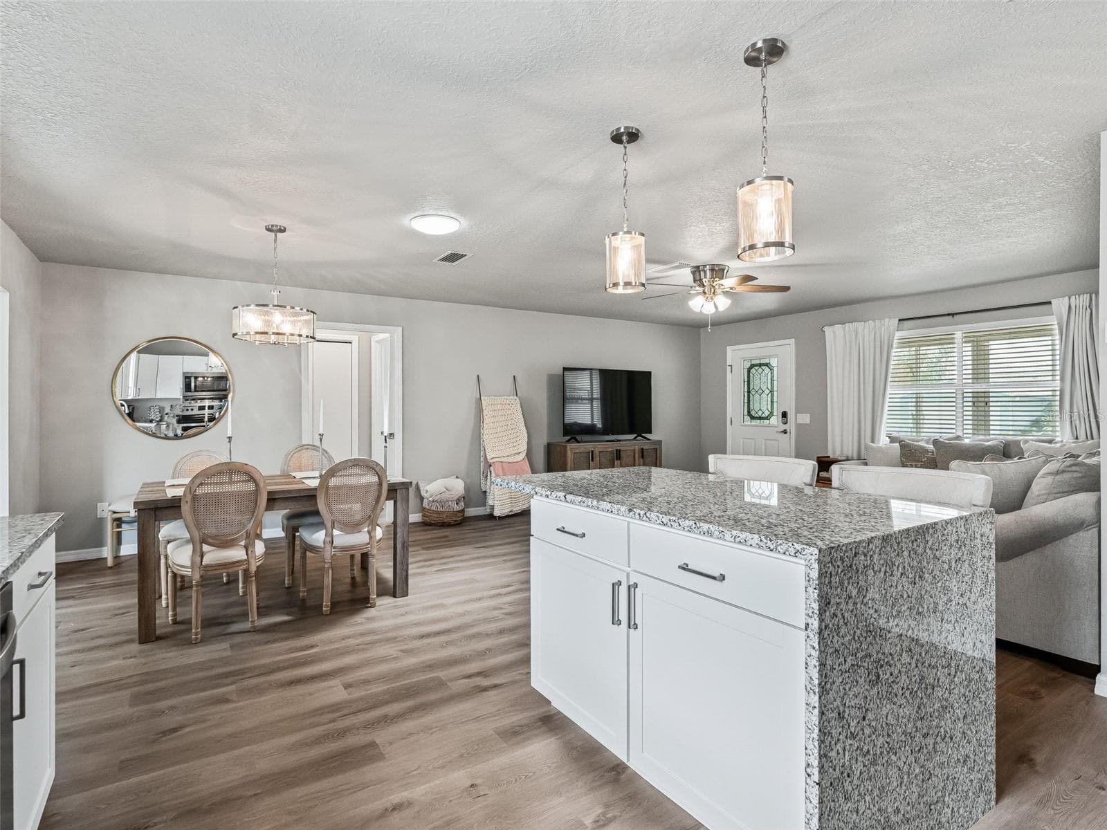 Single Family Residence at 321 SAN MARINO DR, THE VILLAGES, photo 15 of 43