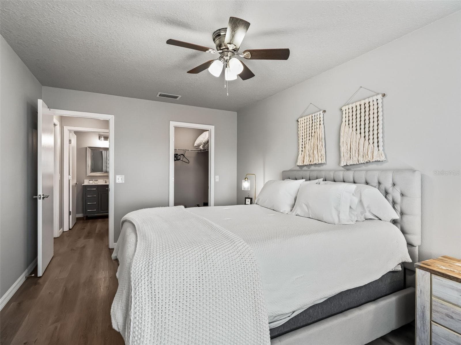 Guest Bedroom - 321 SAN MARINO DR, THE VILLAGES