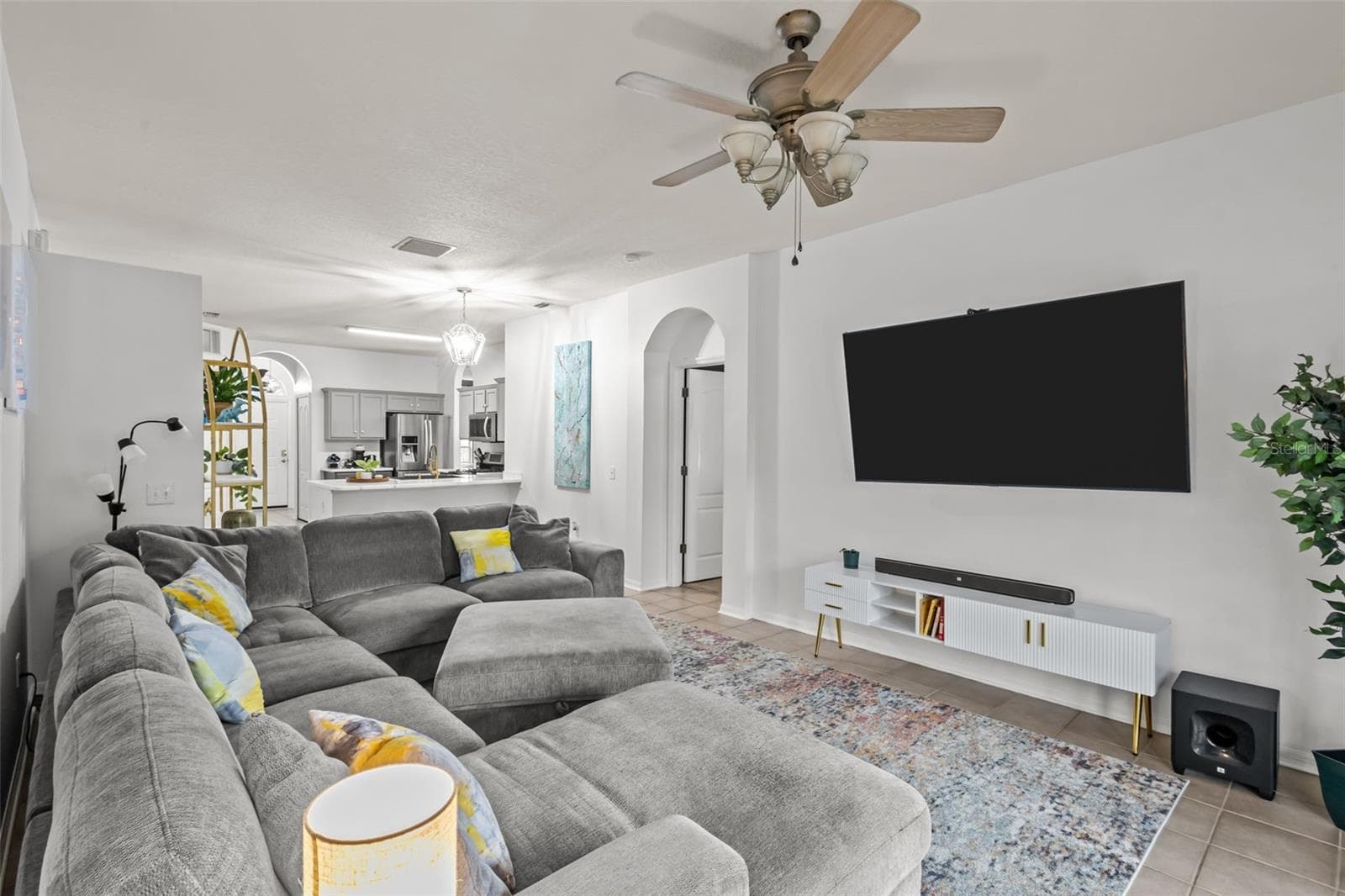 Single Family Residence at 22633 MARSH WREN DR, LAND O LAKES, photo 5 of 43