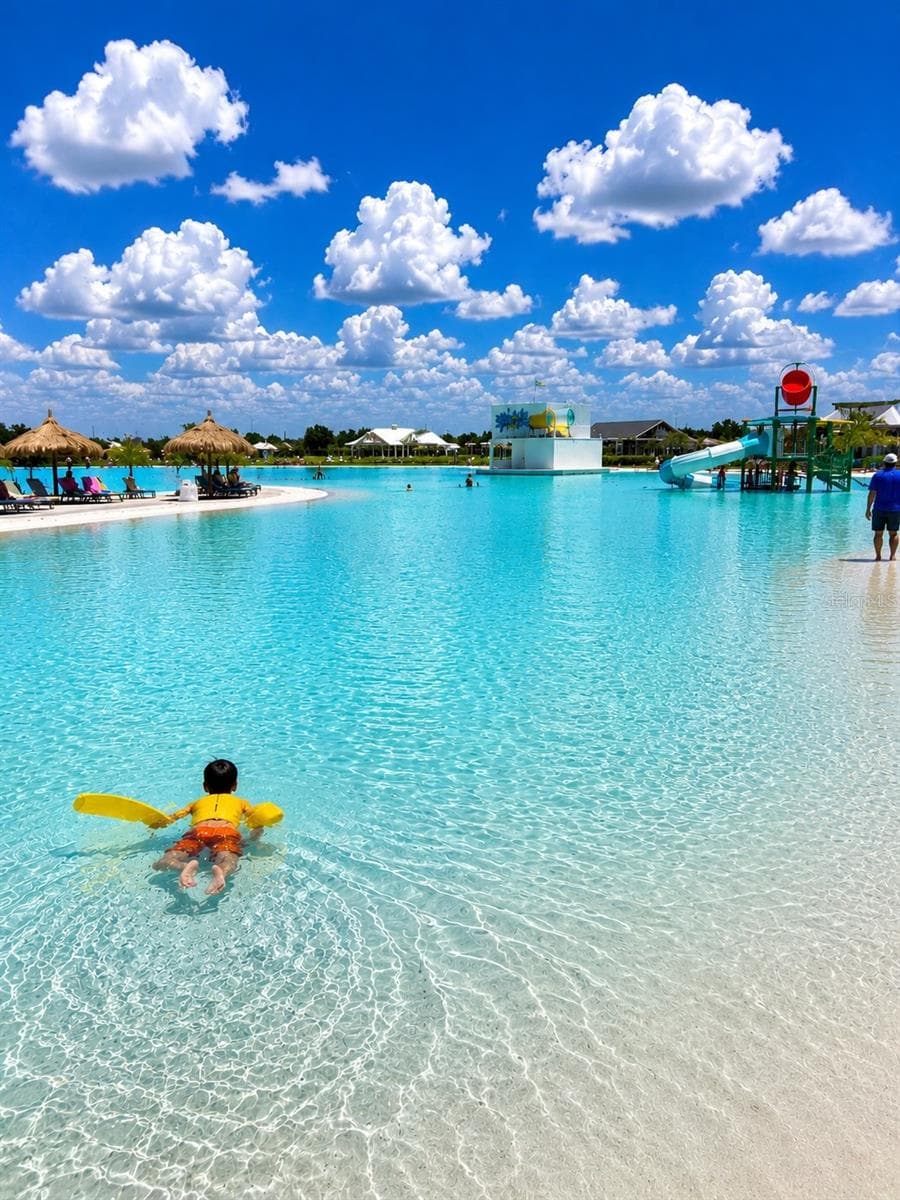 Minutes away from largest Crystal Lagoon in the USA! - 10308 FIELDSTONE MYRTLE WAY, SAN ANTONIO