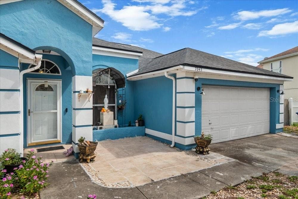 Single Family Residence at 7045 CORAL COVE DR, ORLANDO, photo 4 of 47