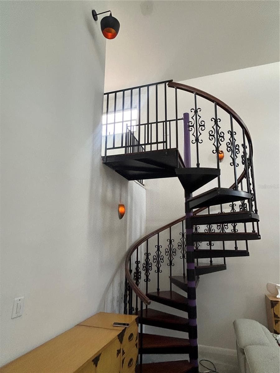Single Family Residence at 6515 MAUNA LOA BLVD, SARASOTA, photo 11 of 39