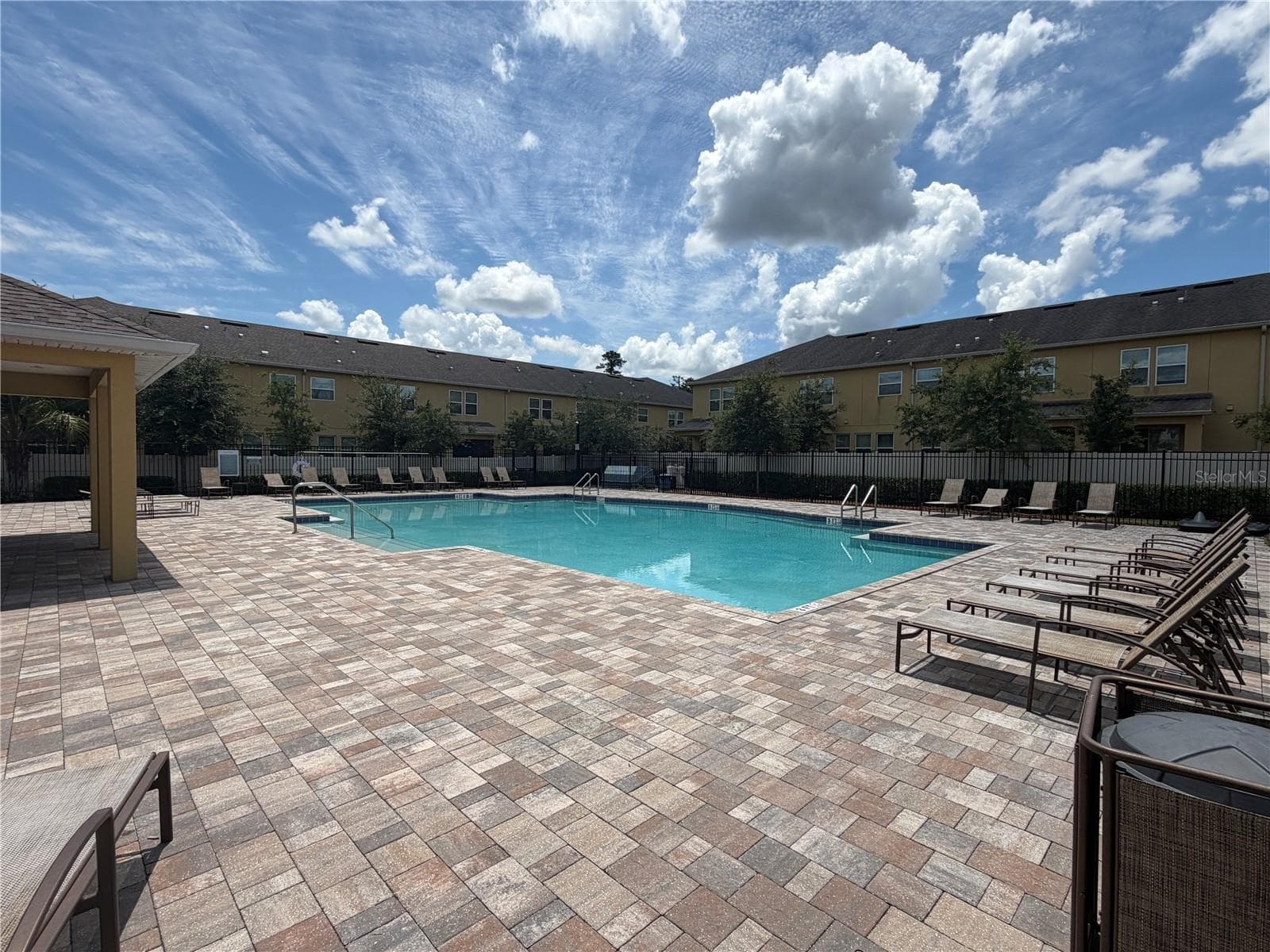 Townhouse at 9896 RED EAGLE DR, ORLANDO, photo 15 of 17