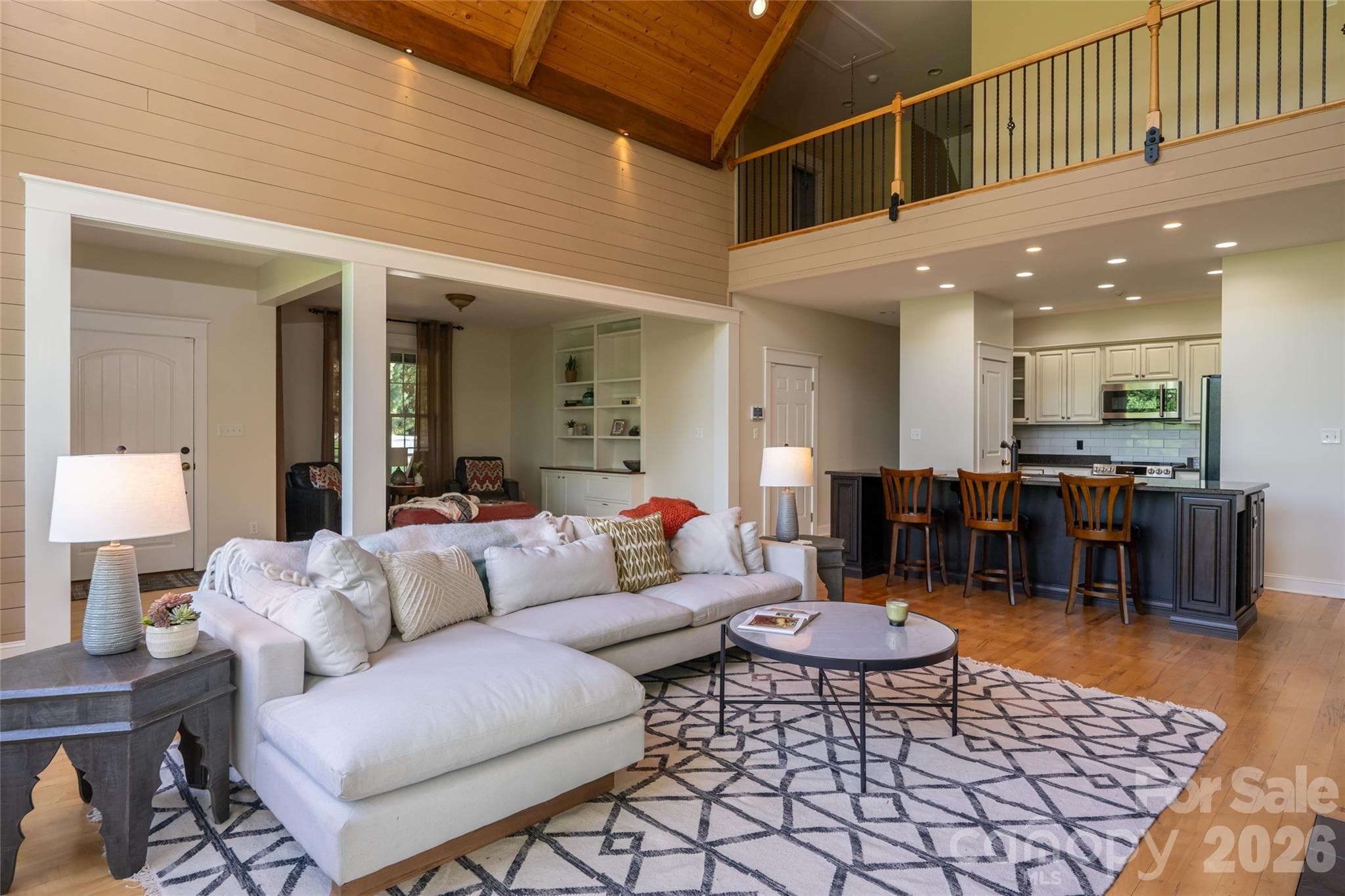 Open concept makes entertaining a breeze - 33 Bridle Path Drive, Barnardsville