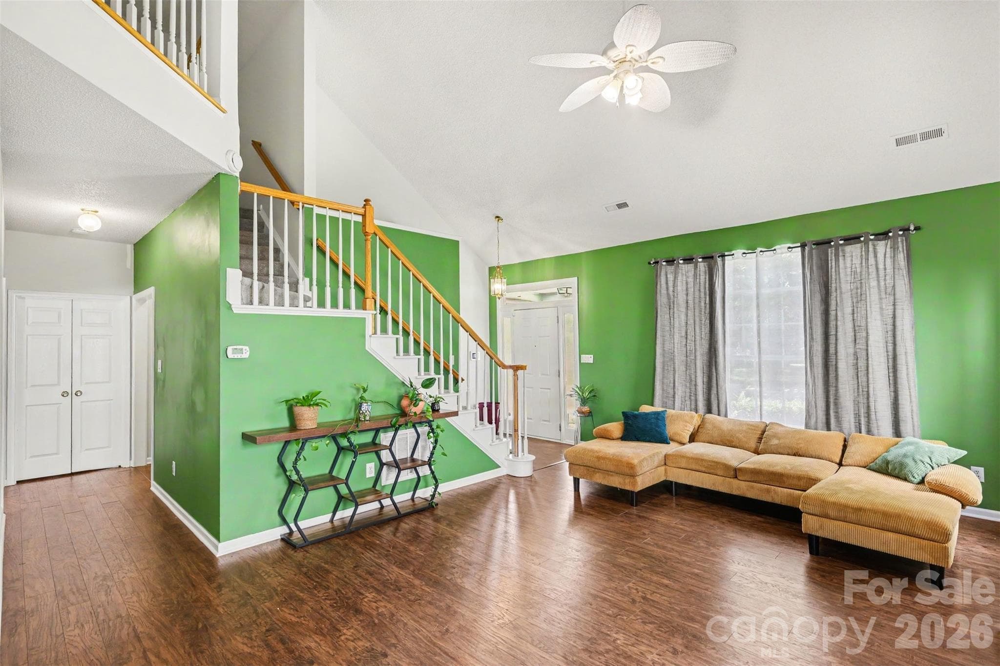 Single Family Residence at 11232 Laurel View Drive, Charlotte, photo 5 of 18