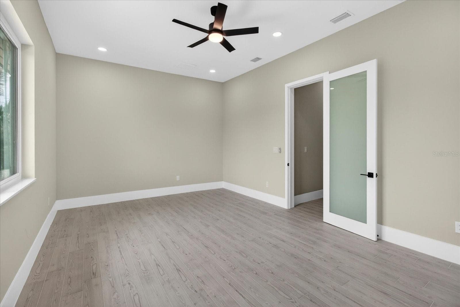 Single Family Residence at 3420 CHANNELSIDE CT, SAFETY HARBOR, photo 87 of 125
