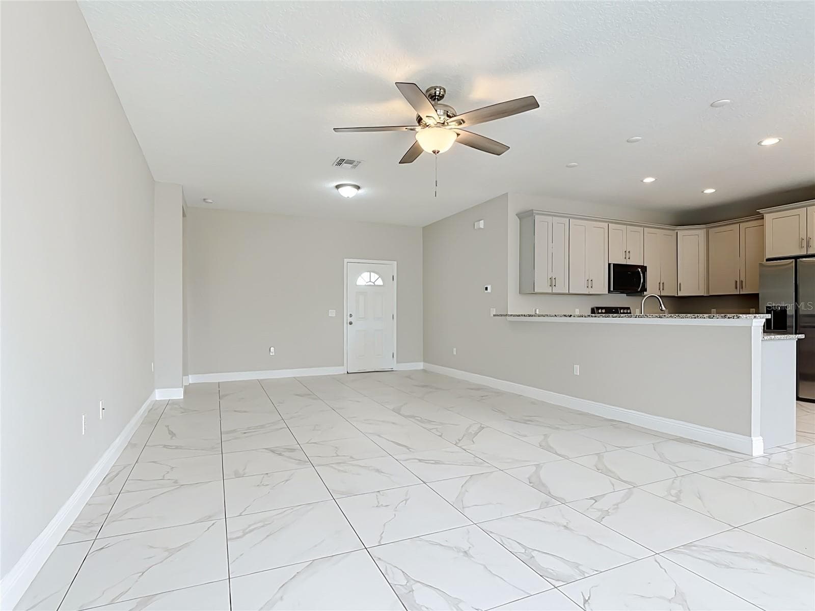 Single Family Residence at 106 OAK CIR, POINCIANA, photo 9 of 46