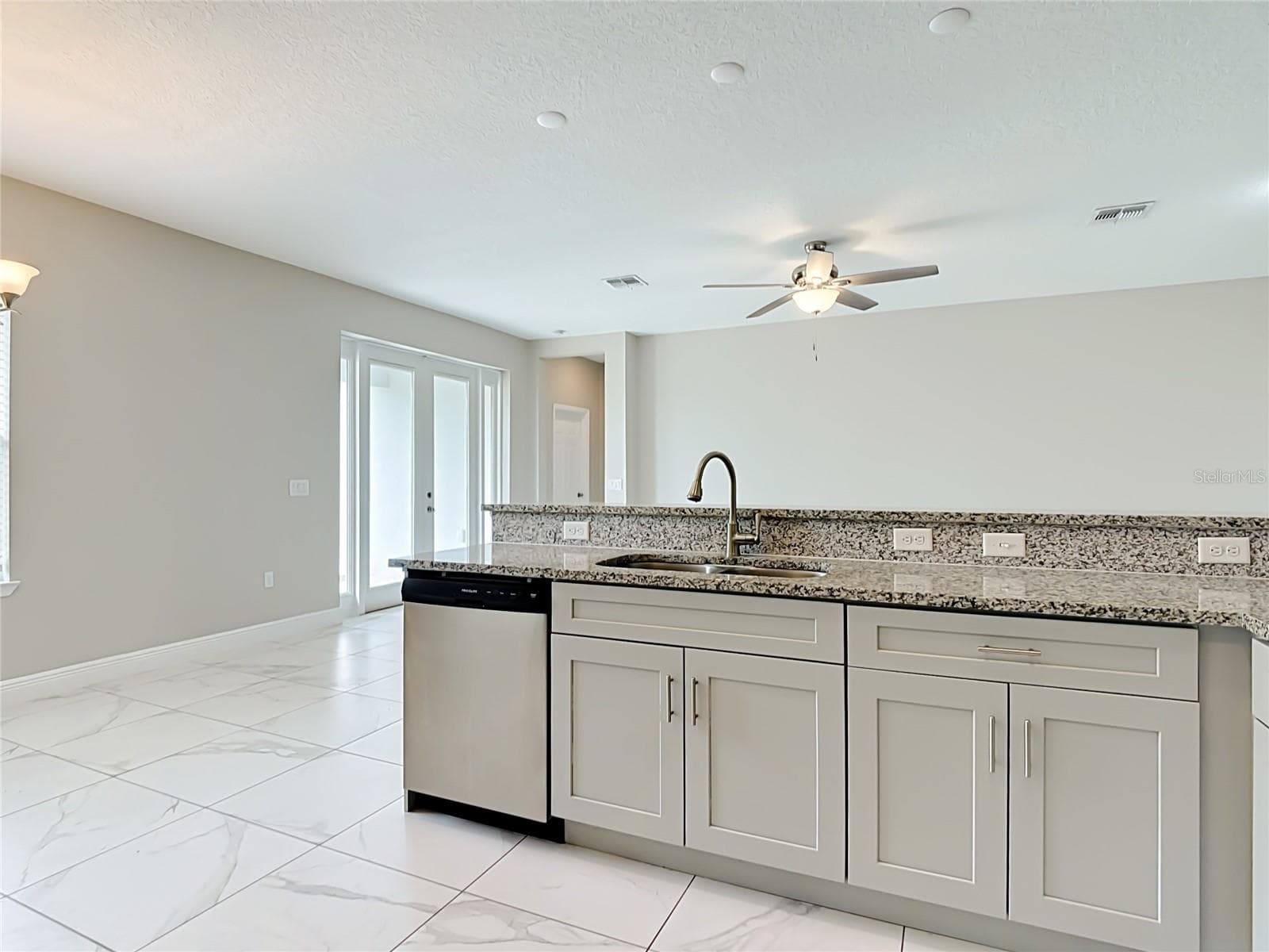 Single Family Residence at 106 OAK CIR, POINCIANA, photo 15 of 46