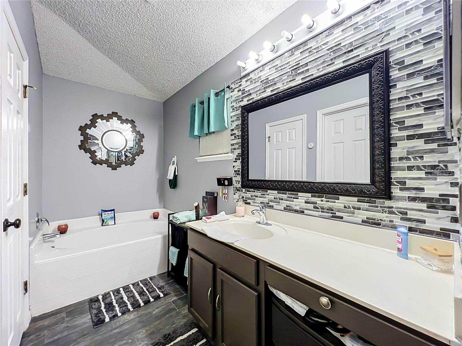 Single Family Residence at 2131 CORNER SCHOOL DR, ORLANDO, photo 17 of 24