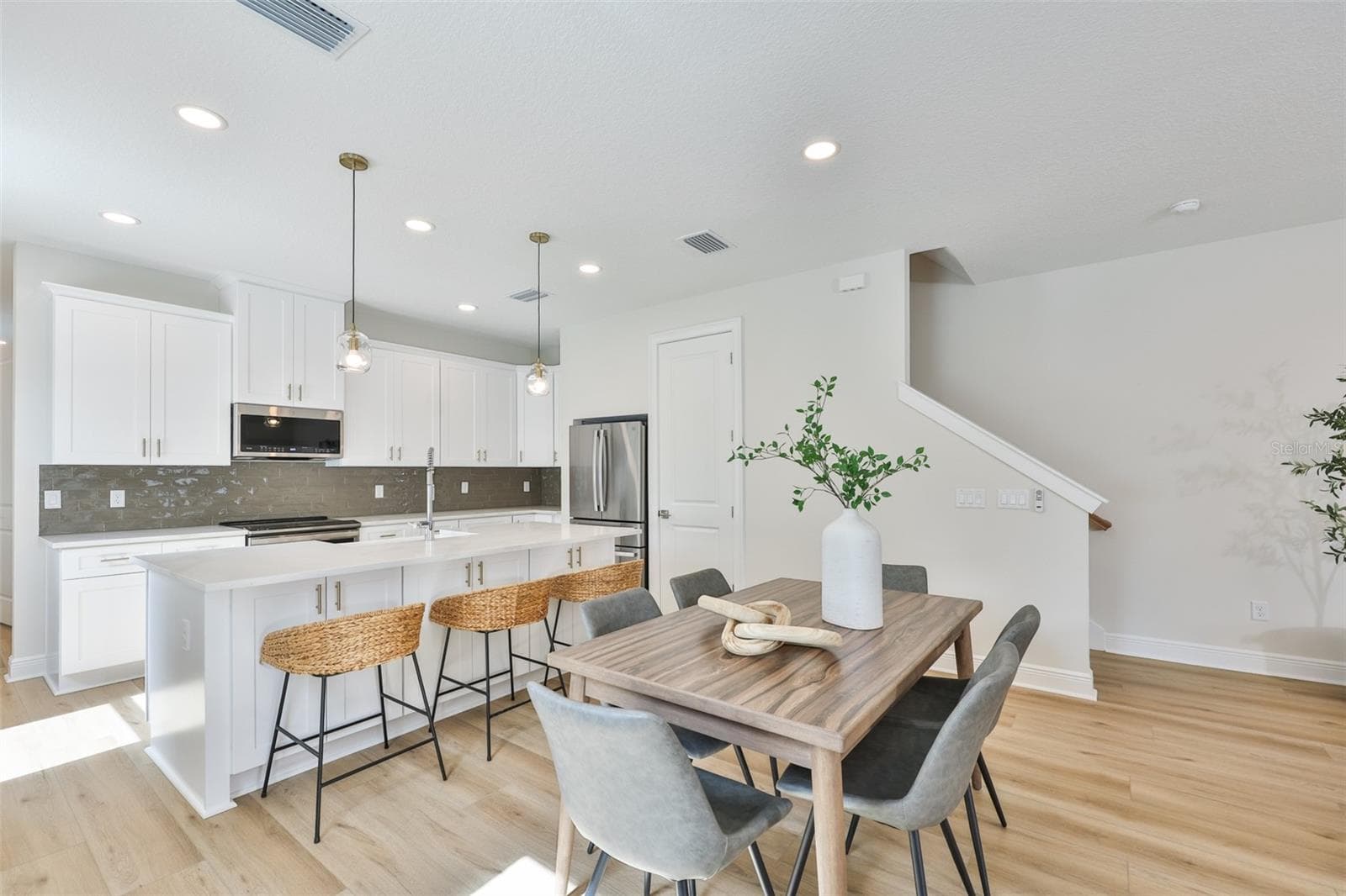 Townhouse at 1911 W BEACH ST, TAMPA, photo 14 of 33