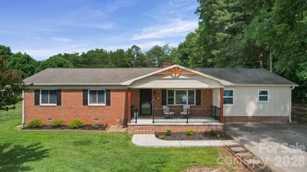 Single Family Residence at Statesville, photo 2 of 20