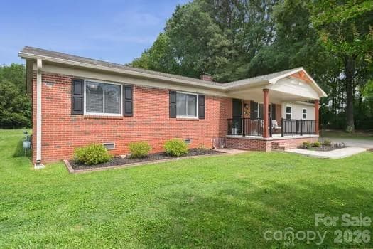 Single Family Residence at Statesville, photo 5 of 20
