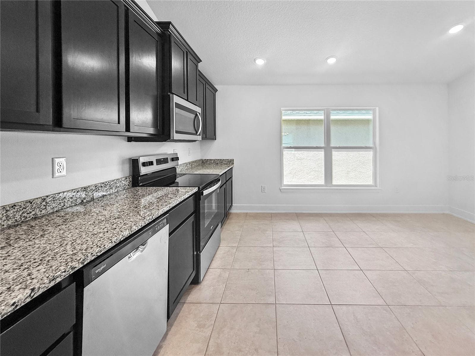 Kitchen - 7612 BENT TREE LOOP, ST CLOUD