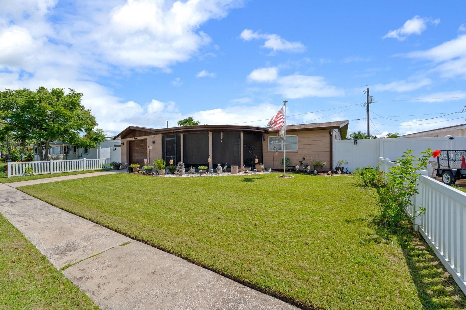 Single Family Residence at 2152 ARCADIA RD, HOLIDAY, photo 3 of 30