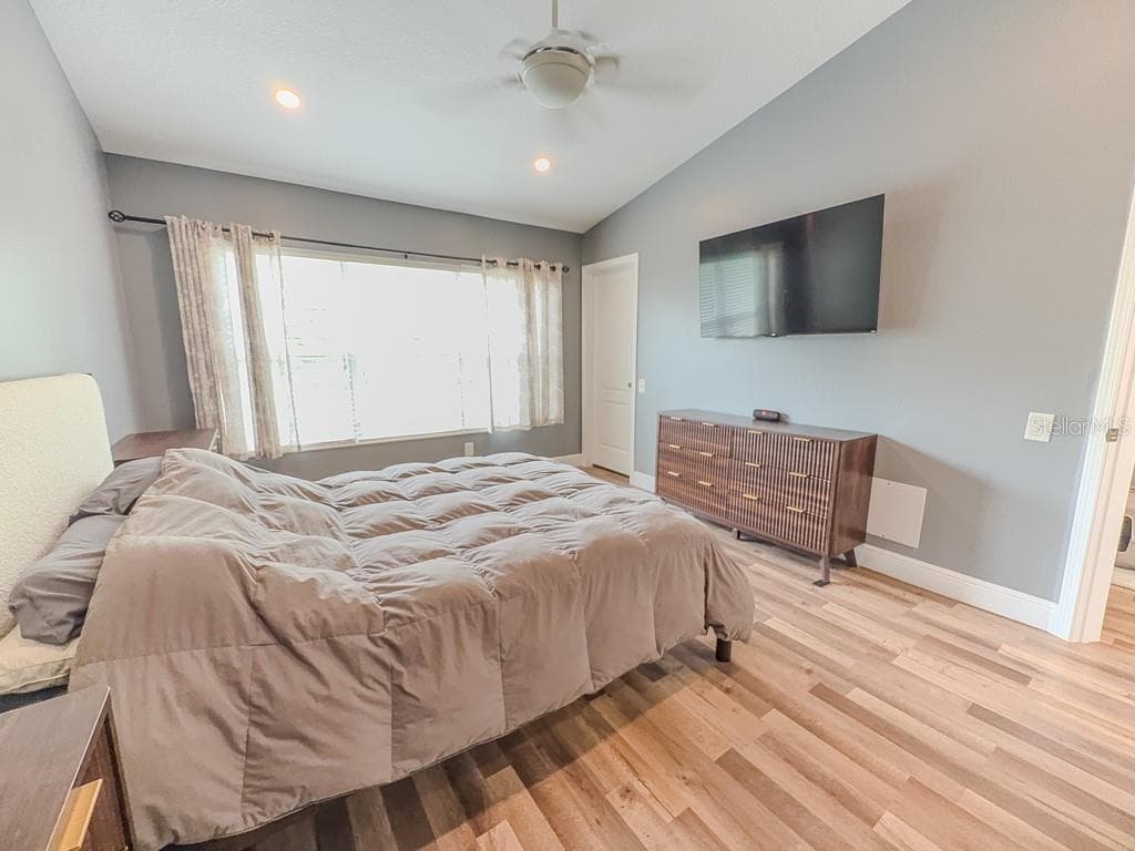 Townhouse at 8505 SANDY BEACH ST, TAMPA, photo 23 of 59