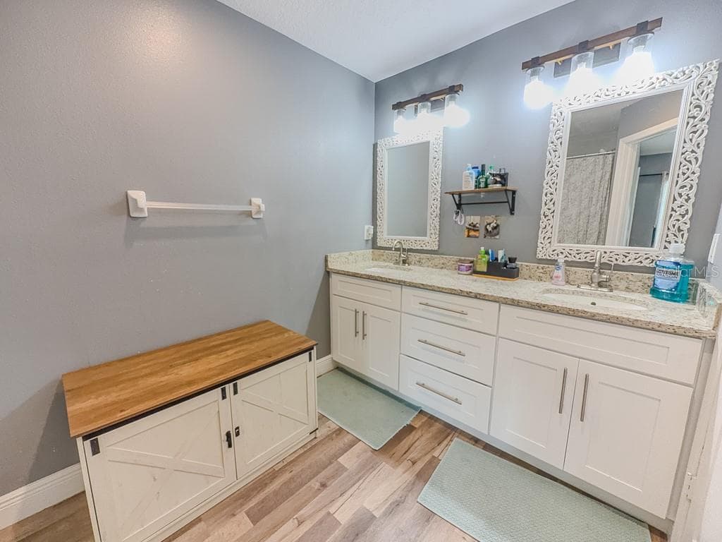 Townhouse at 8505 SANDY BEACH ST, TAMPA, photo 26 of 59