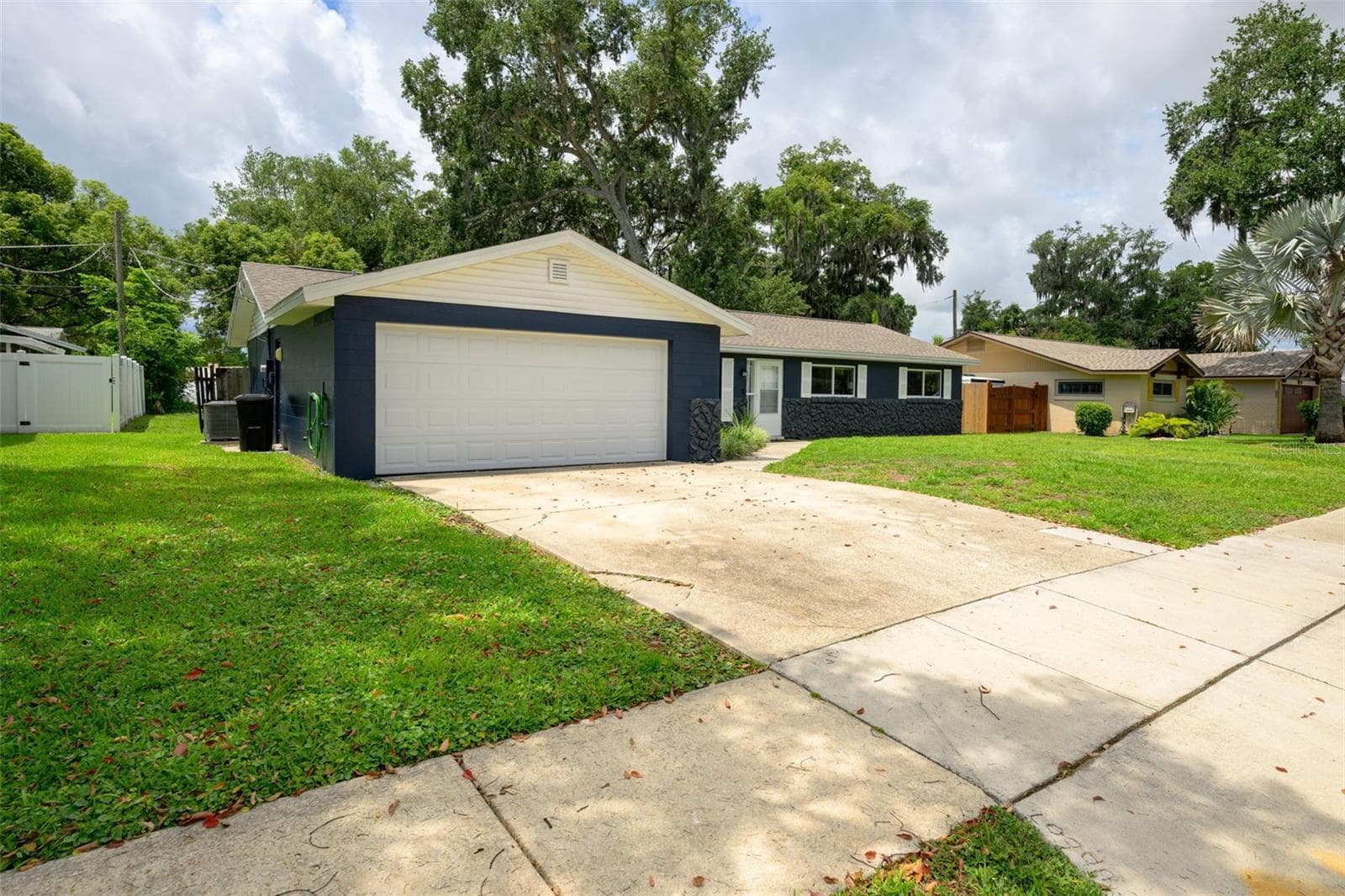 Single Family Residence at 110 CAMBRIDGE DR, PORT ORANGE, photo 3 of 26