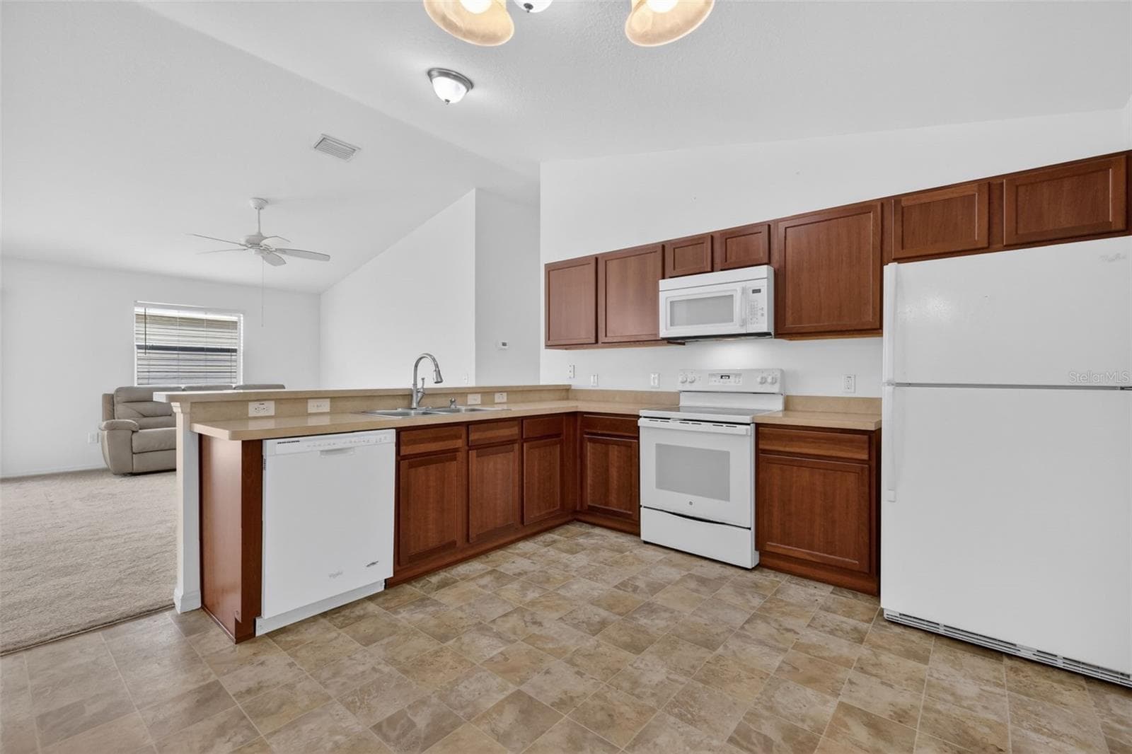 Kitchen - 3419 CARRABELLE CT, THE VILLAGES