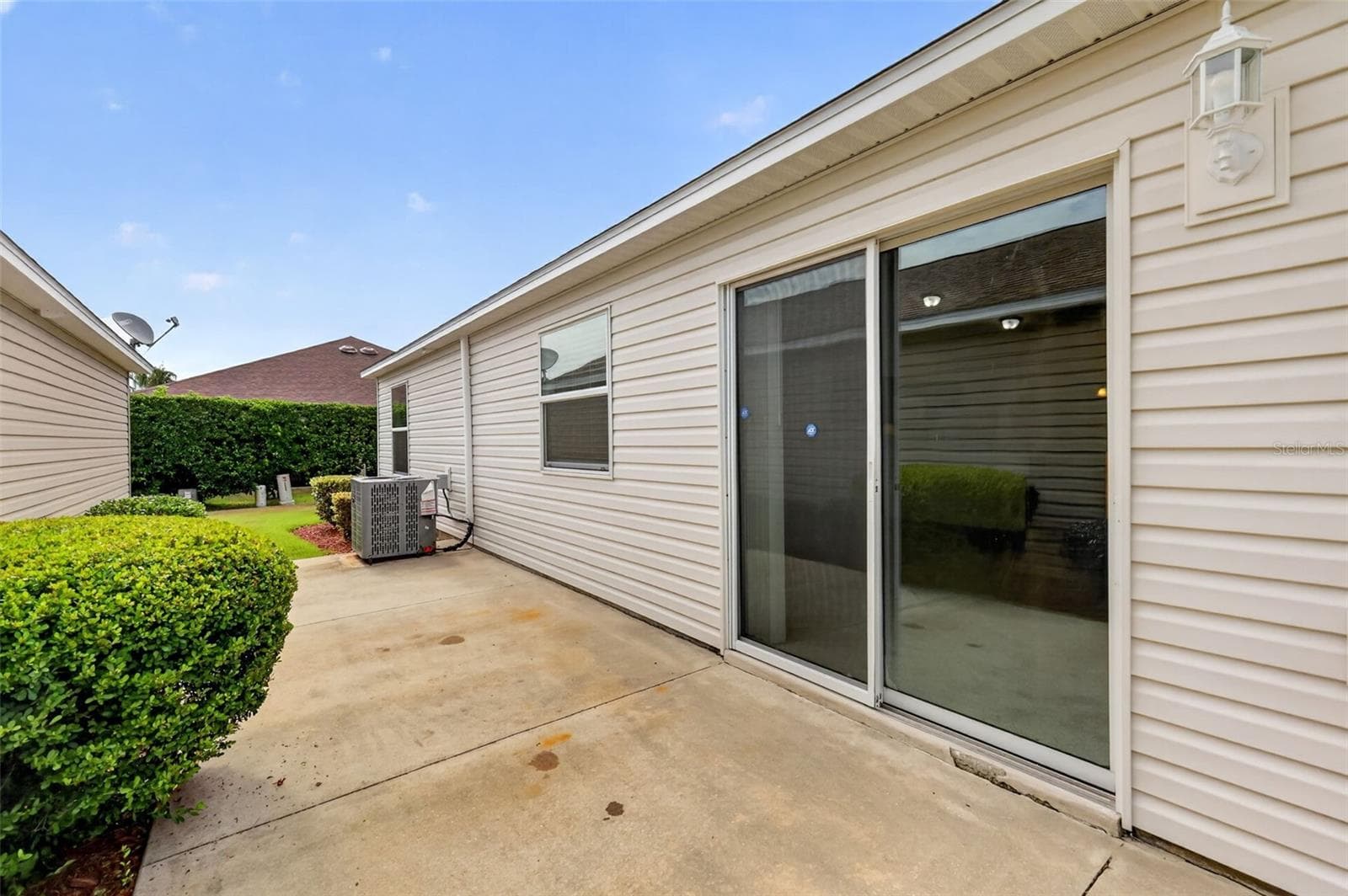 Side Patio - 3419 CARRABELLE CT, THE VILLAGES