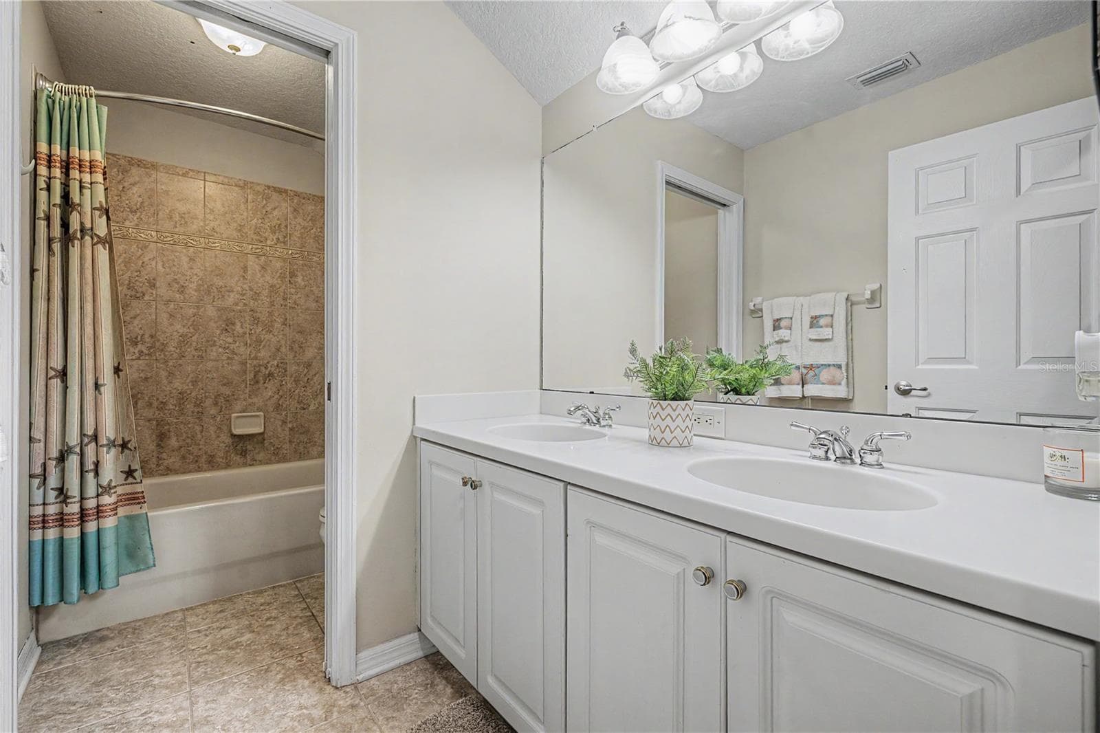 Single Family Residence at 8711 PRESTON WOODS CT, LAND O LAKES, photo 29 of 60