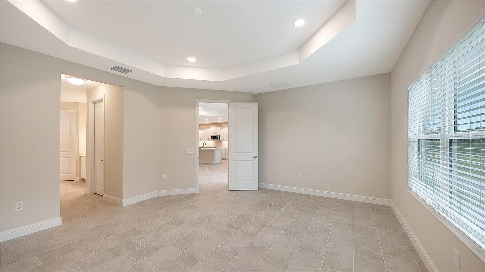 Single Family Residence at 6547 BIG BAYOU DR, SARASOTA, photo 21 of 52