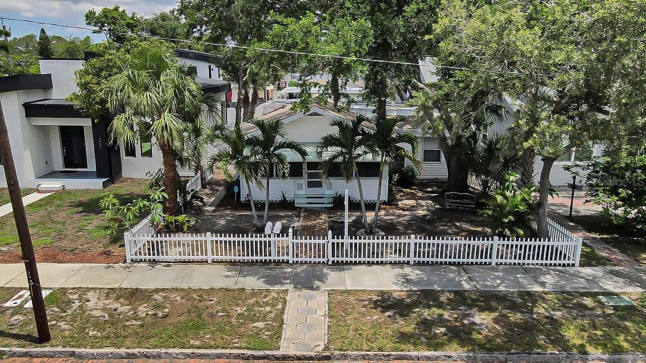 Duplex at 3829 2ND AVE N, ST PETERSBURG, photo 5 of 54