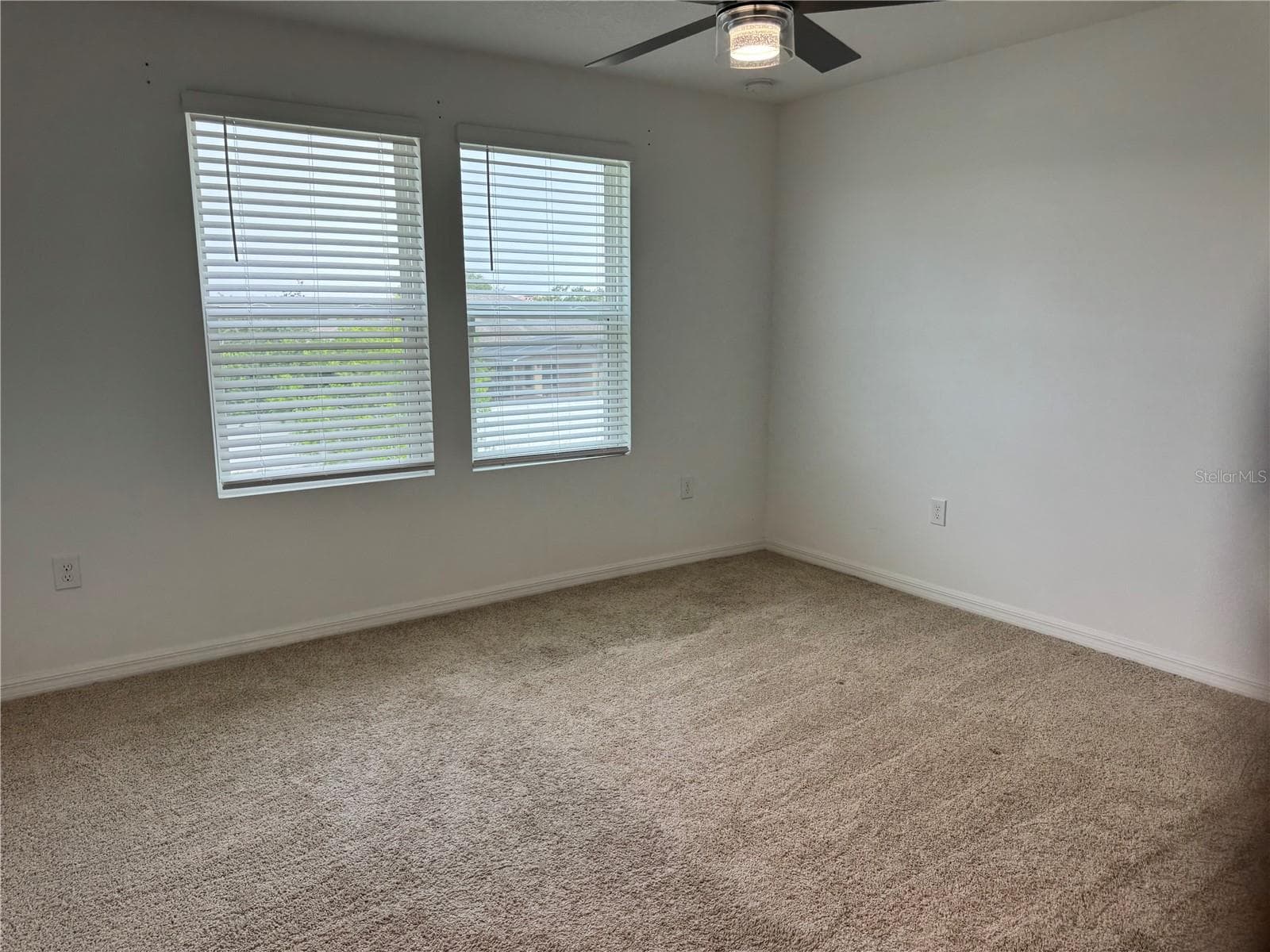 Townhouse at 4461 ARLINGTON AVE, ST CLOUD, photo 12 of 27