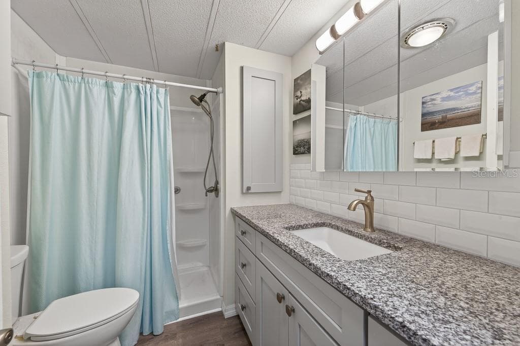 Mobile Home at 3527 TIKI DR, HOLIDAY, photo 24 of 52