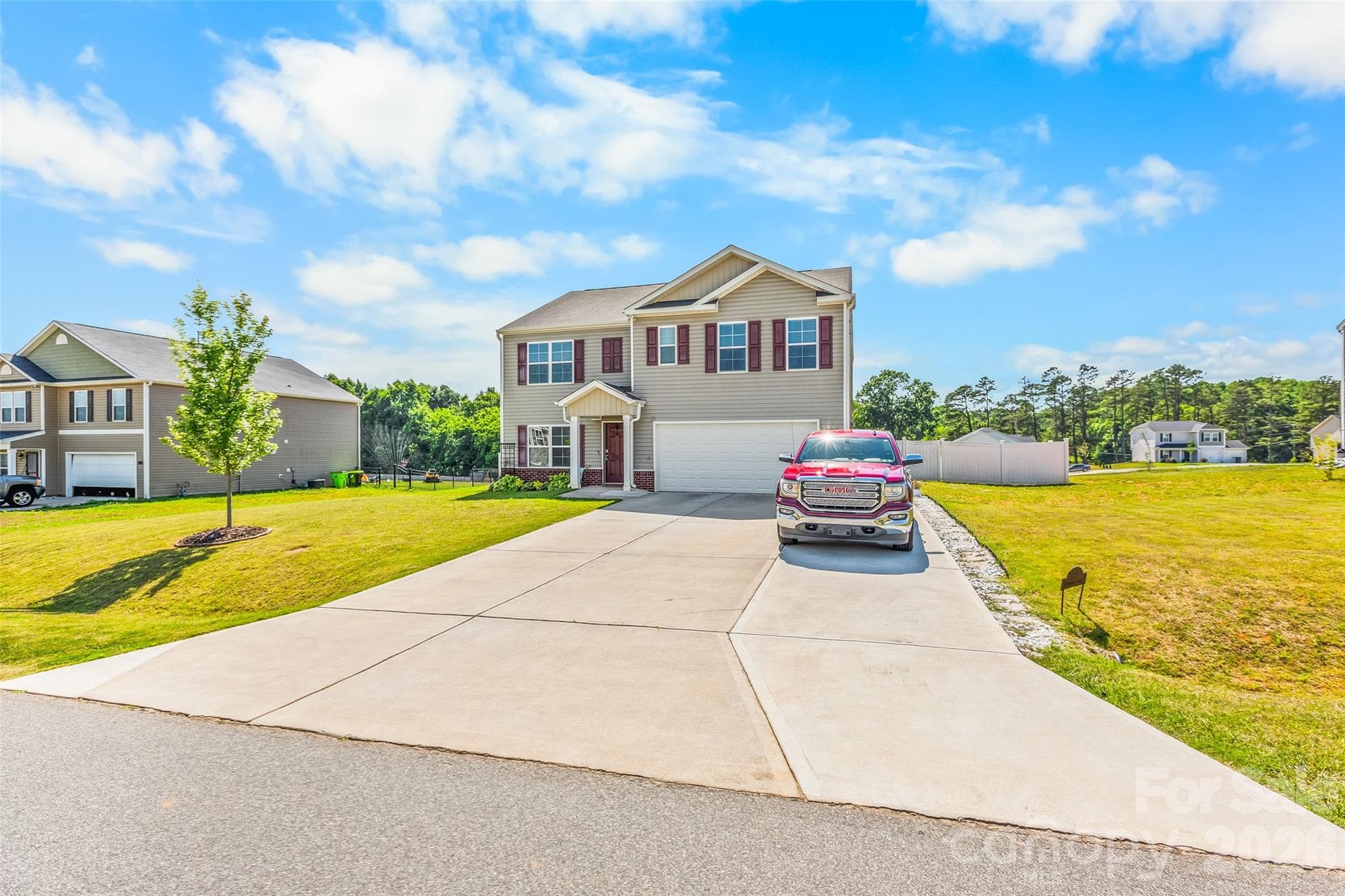 Single Family Residence at 164 Ashfield Lane, Lexington, photo 3 of 45