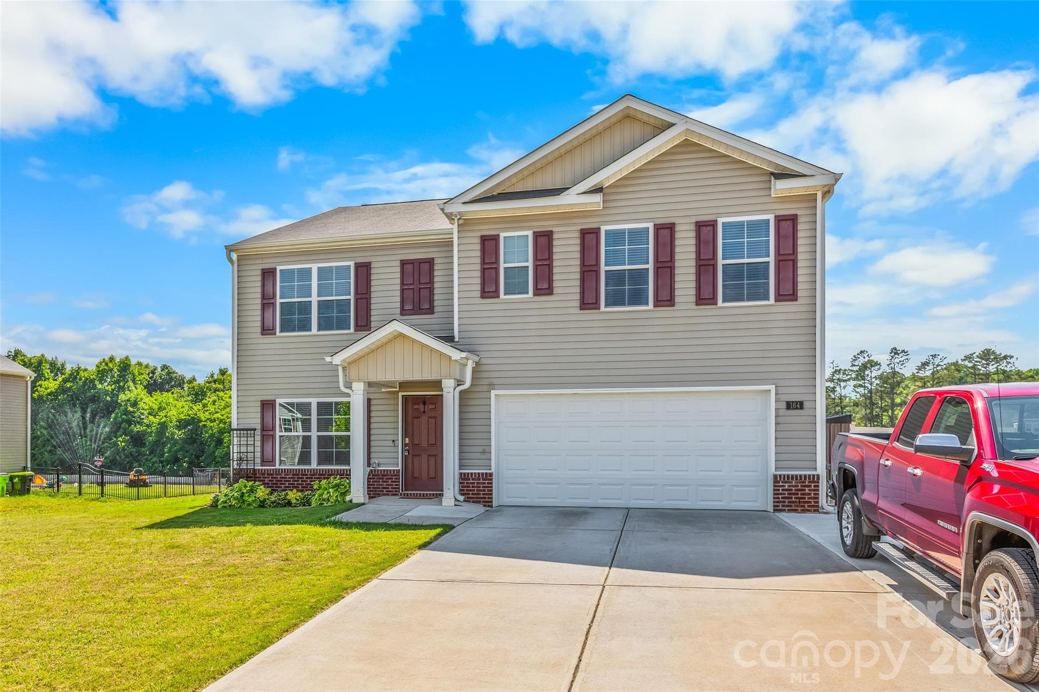 Single Family Residence at 164 Ashfield Lane, Lexington, photo 5 of 45