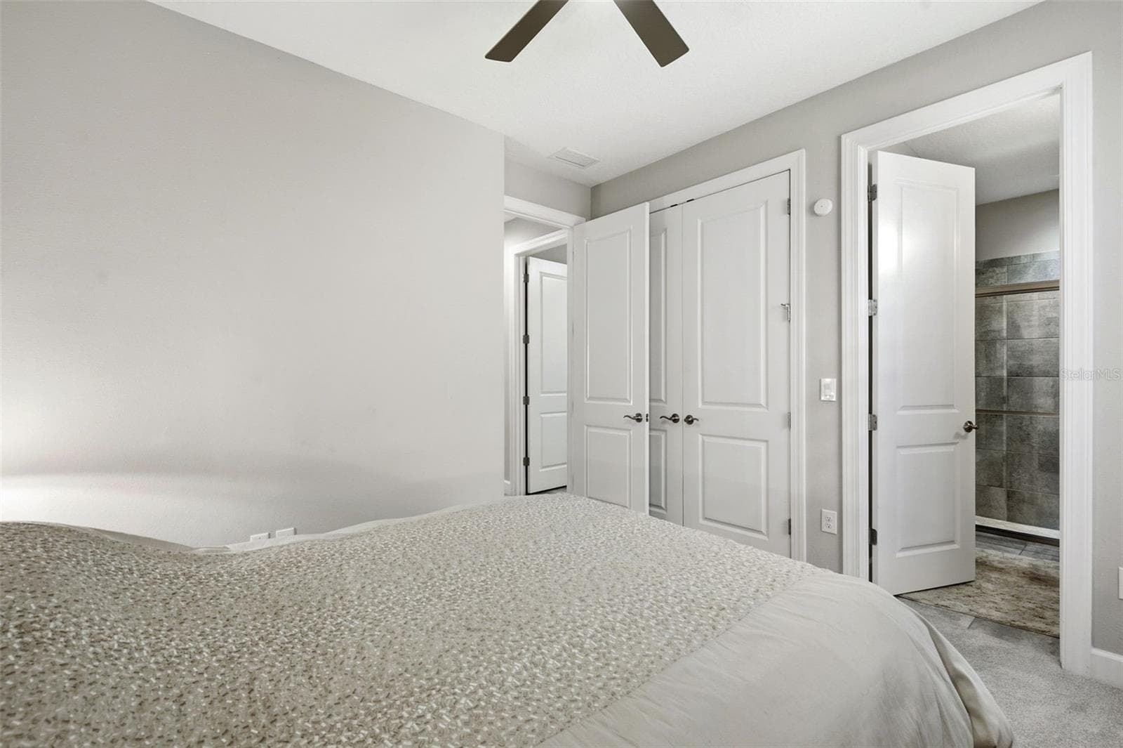 Single Family Residence at 9750 HIGHLAND PARK PL, PALMETTO, photo 13 of 87