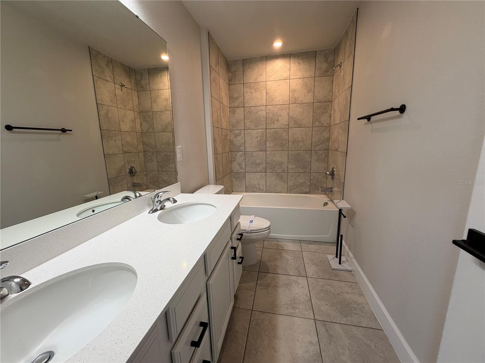 Single Family Residence at 2936 SLOUGH CREEK DR, KISSIMMEE, photo 27 of 34
