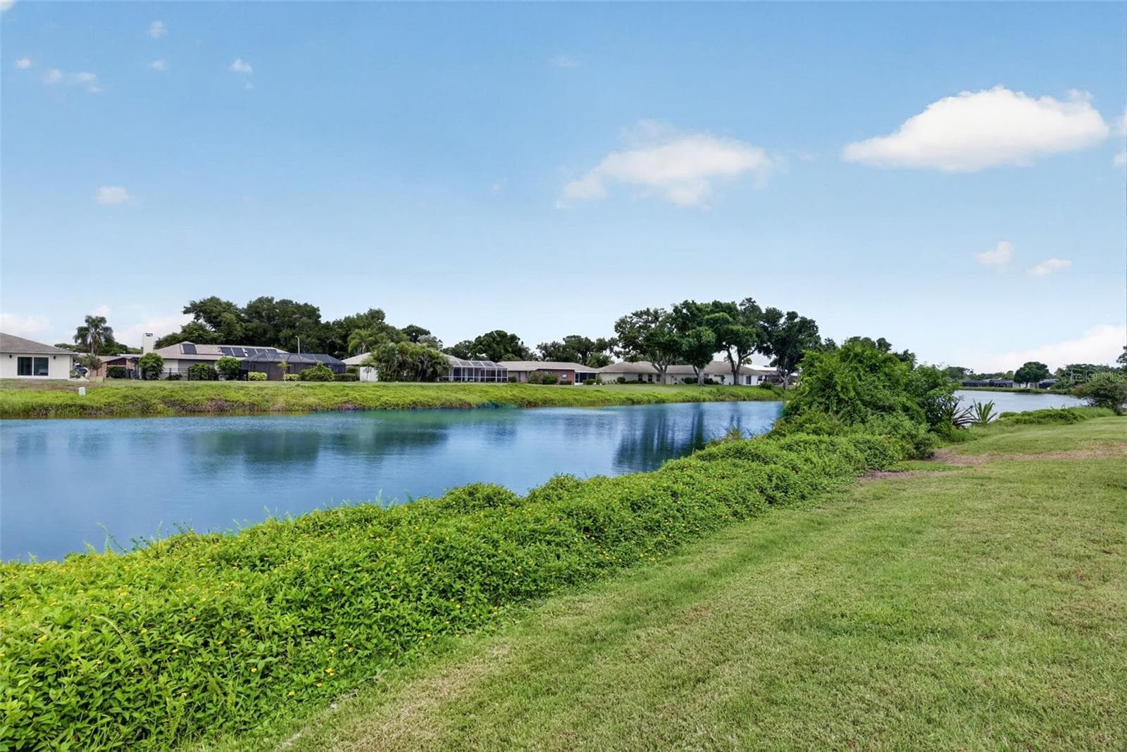 Gorgeous Lakeview From Rear Patio - 1226 PINE NEEDLE RD, VENICE