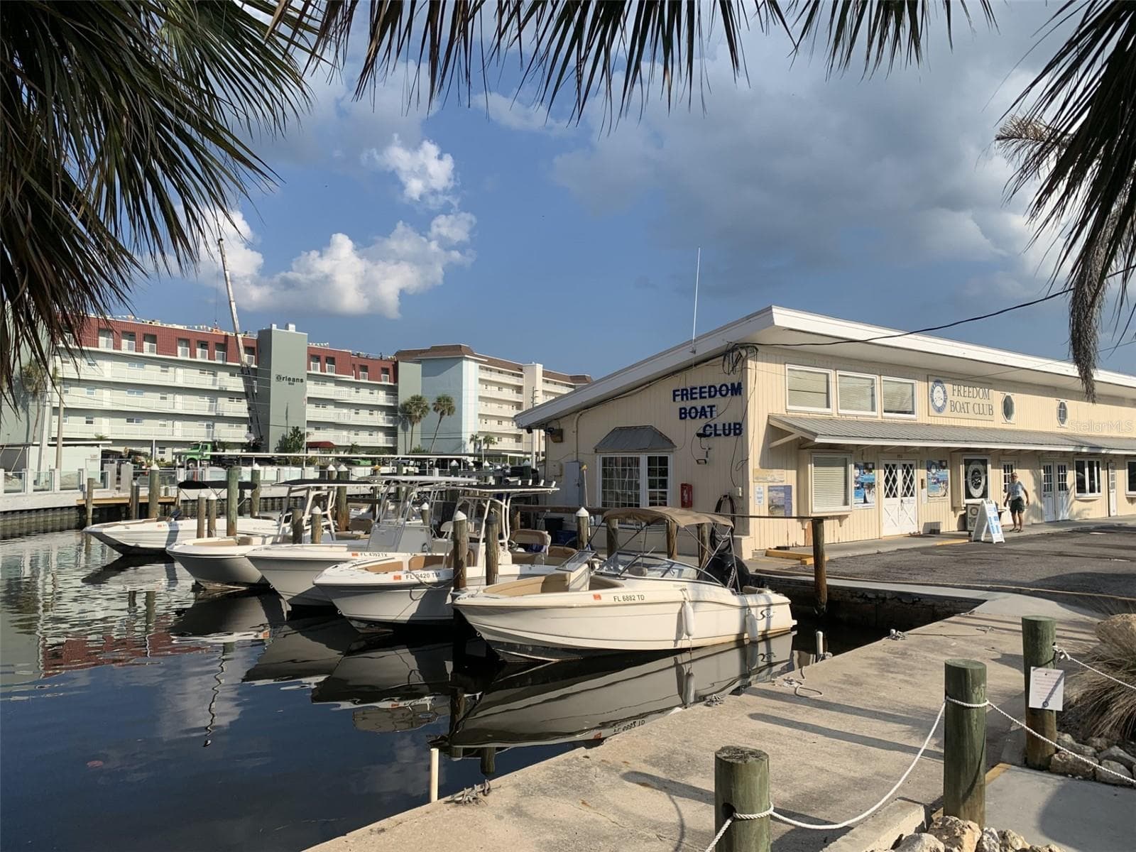 Boat Rentals are Available - 1226 PINE NEEDLE RD, VENICE