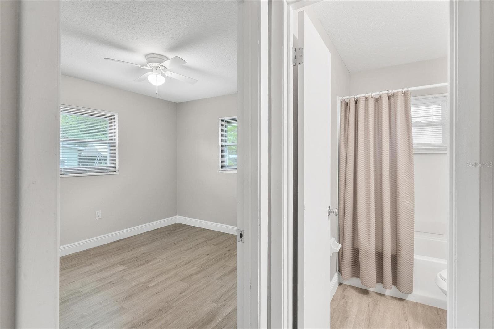 Hallway to Guest Bedroom - 35904 DAWN DR, LEESBURG