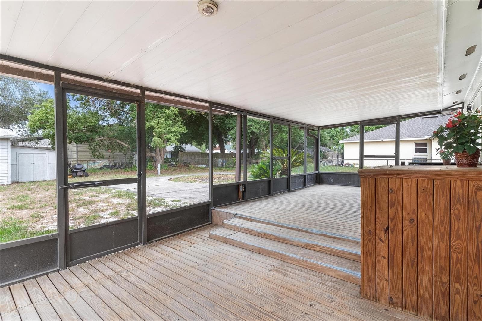 Room for everybody on this Screened Wooden Deck... - 35904 DAWN DR, LEESBURG