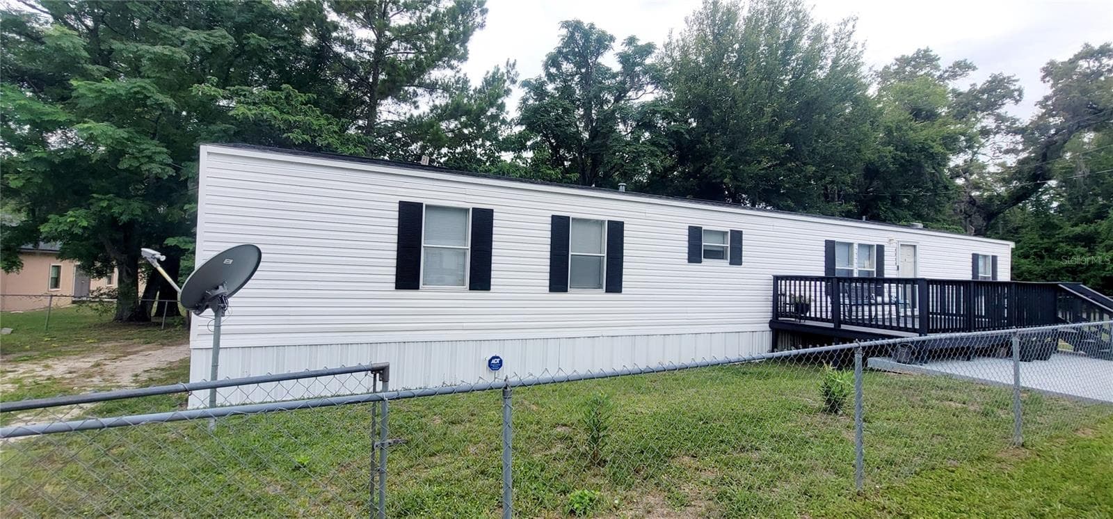 Manufactured Home at 4030 NE 212TH TER, WILLISTON, photo 7 of 41
