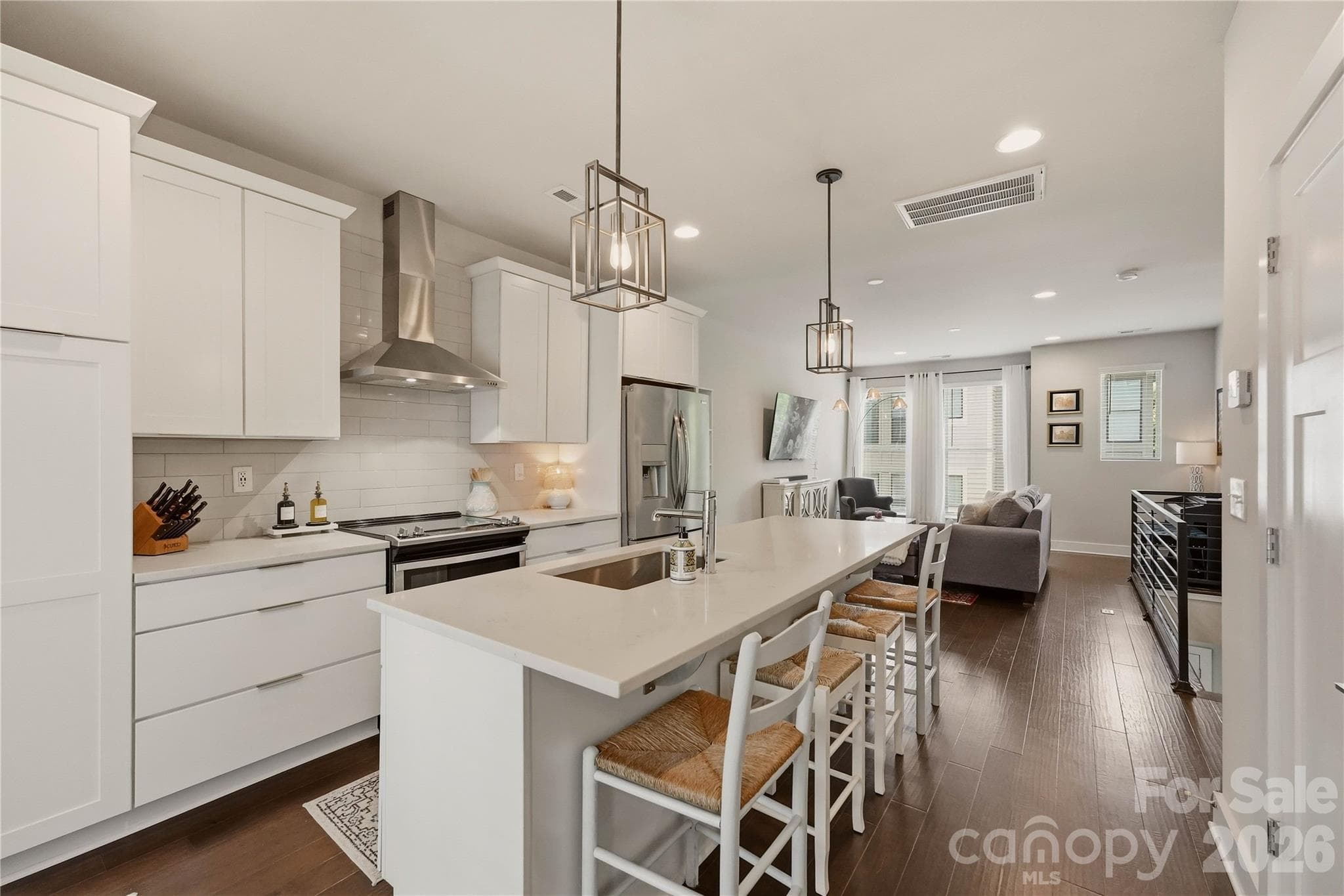 Townhouse at Charlotte, photo 5 of 36