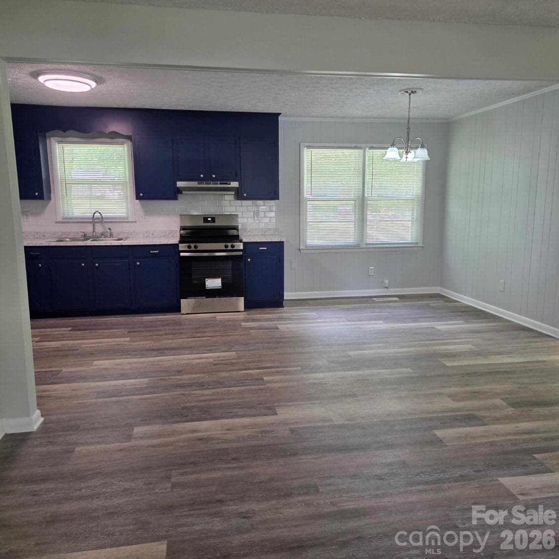Single Family Residence at Kings Mountain, photo 2 of 26